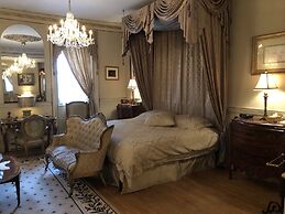 Le Château du Faubourg B&B