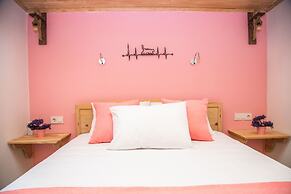 Kara Kedi Beach Bungalow