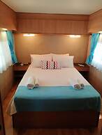 Kara Kedi Beach Bungalow