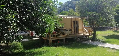 Kara Kedi Beach Bungalow