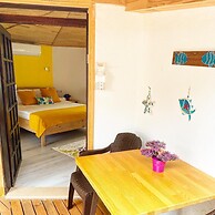 Kara Kedi Beach Bungalow