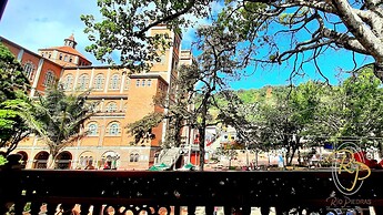 Hotel Rio Piedras