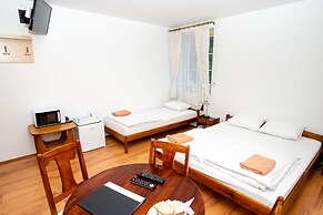 Gosciniec Pieciu Stawow