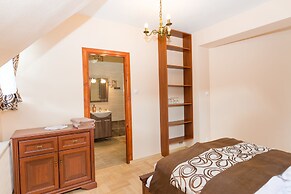 Gosciniec Pieciu Stawow