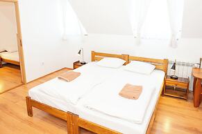 Gosciniec Pieciu Stawow