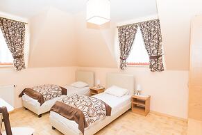 Gosciniec Pieciu Stawow