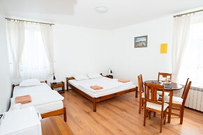 Gosciniec Pieciu Stawow