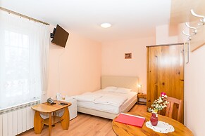 Gosciniec Pieciu Stawow