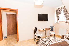 Gosciniec Pieciu Stawow