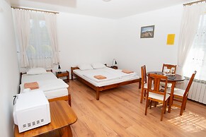 Gosciniec Pieciu Stawow