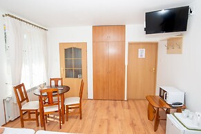 Gosciniec Pieciu Stawow