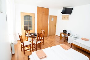 Gosciniec Pieciu Stawow