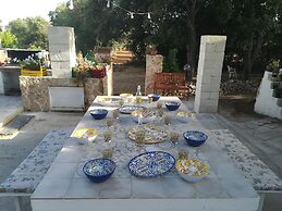 Trullo Alessandro e Villa Raffaela