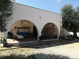 Trullo Alessandro e Villa Raffaela