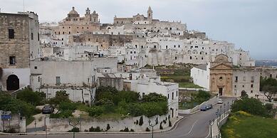 Trullo Alessandro e Villa Raffaela