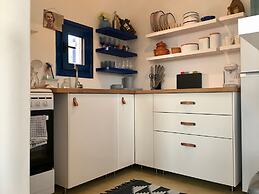 Aphrodite and Apollo Apartments