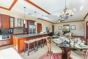 Three-bedroom Villas at Ko Olina Beach Villas Resort