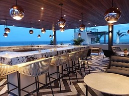 Singular Joy Downtown Residences