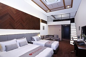 Ramada Hotel & Suites by Wyndham Gangwon Pyeongchang