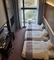 Ramada Hotel & Suites by Wyndham Gangwon Pyeongchang