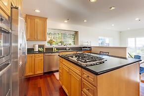 Marbella Lane Top Coastline Views, Family Friendly