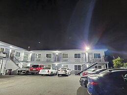 Palms Motel