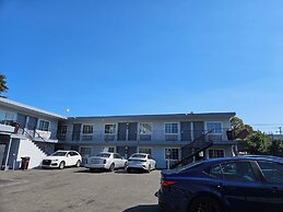 Palms Motel