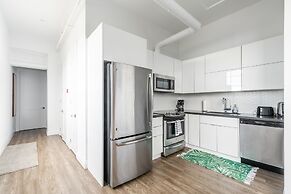 GLOBALSTAY. Dundurn LOFTS. Free parking