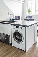 GLOBALSTAY. Dundurn LOFTS. Free parking