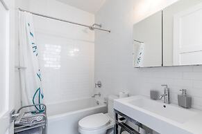 GLOBALSTAY. Dundurn LOFTS. Free parking