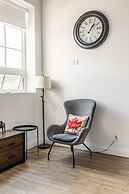 GLOBALSTAY. Dundurn LOFTS. Free parking