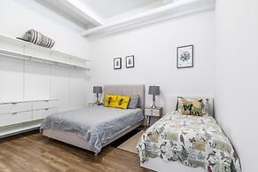 GLOBALSTAY. Dundurn LOFTS. Free parking