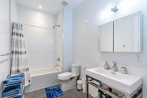 GLOBALSTAY. Dundurn LOFTS. Free parking