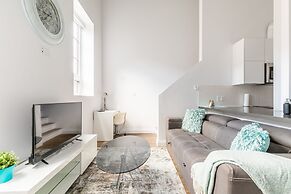 GLOBALSTAY. Dundurn LOFTS. Free parking