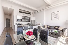 GLOBALSTAY. Dundurn LOFTS. Free parking