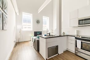 GLOBALSTAY. Dundurn LOFTS. Free parking