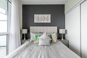 GLOBALSTAY. Modern Downtown Apartments