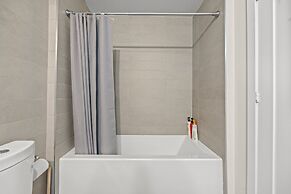 GLOBALSTAY. Modern Downtown Apartments