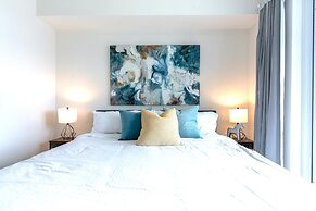 GLOBALSTAY. Modern Downtown Apartments