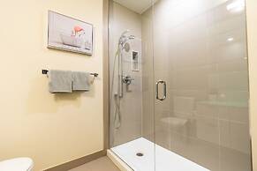 GLOBALSTAY. Modern Downtown Apartments