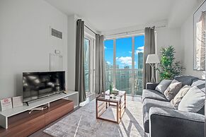 GLOBALSTAY. Modern Downtown Apartments