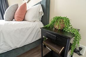 GLOBALSTAY. Modern Downtown Apartments