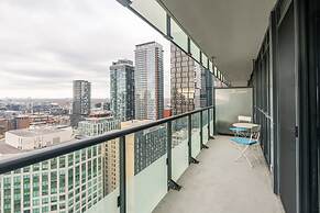 GLOBALSTAY. Modern Downtown Apartments