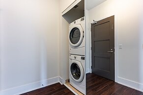 GLOBALSTAY. Modern Downtown Apartments