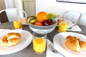 GLOBALSTAY. Modern Downtown Apartments