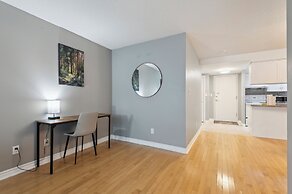 GLOBALSTAY. Modern Downtown Apartments