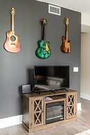 GLOBALSTAY. Modern Downtown Apartments