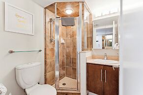 GLOBALSTAY. Modern Downtown Apartments