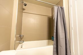 GLOBALSTAY. Modern Downtown Apartments