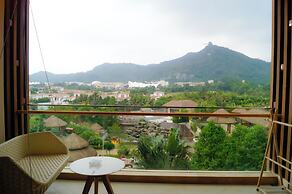 Holiday Inn Resort Qionghai Guantang by IHG